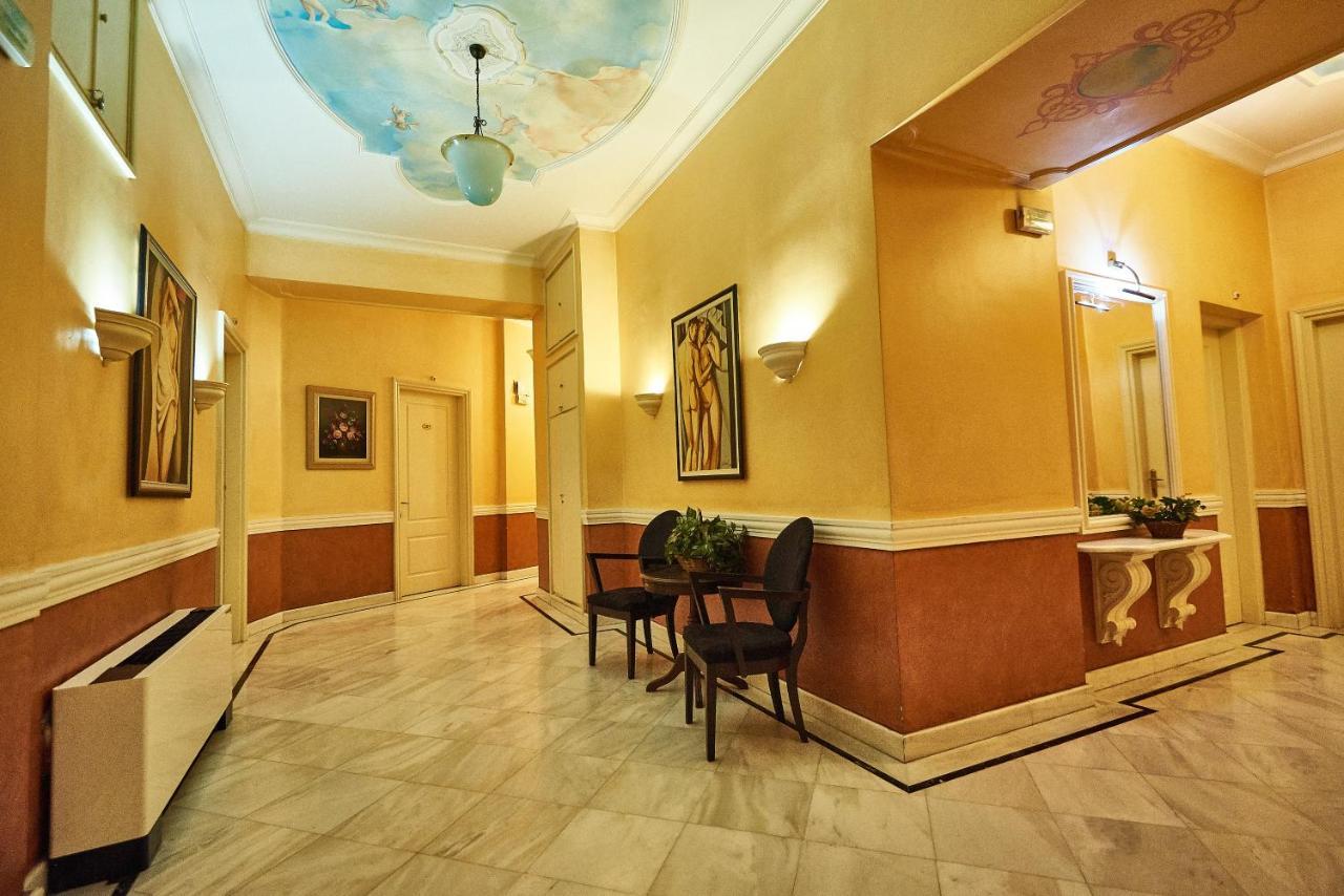 Exis Hotel Atenas Exterior foto